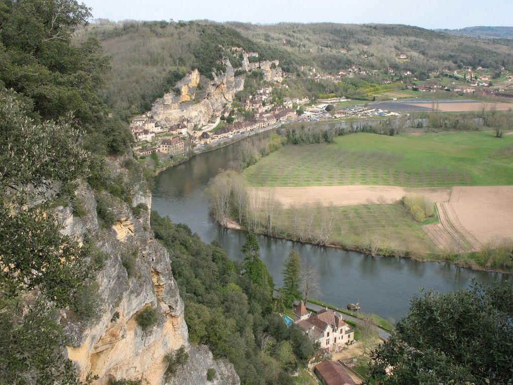 Plus d'infos (Wikipedia) : 

http://fr.wikipedia.org/wiki/Jardins_de_Marqueyssac