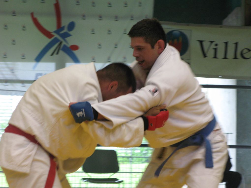 Compétition figthing jujitsu Région Limoges 2010 (le JSR bien représenté)