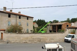 Poncins, son patrimoine en souffrance.