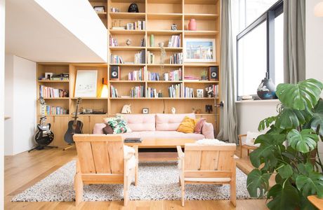 Loft parisien à l'escalier atypique