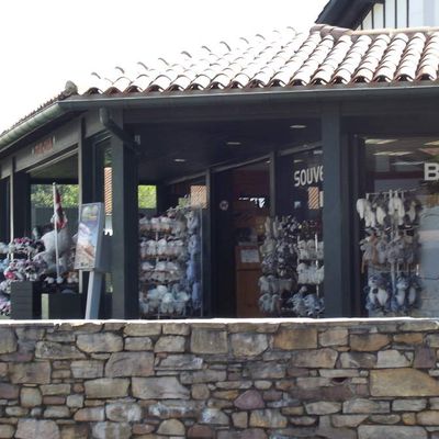 La Boutique Souvenirs en face de la Rhune