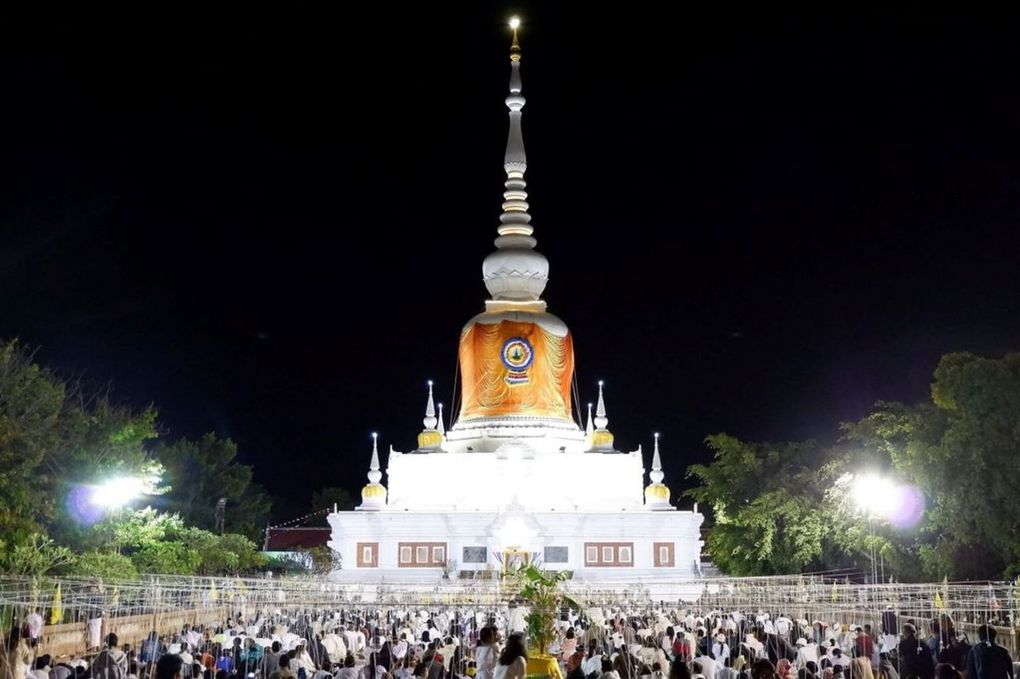 Phra That Na Dun (province de Maha Sarakham)