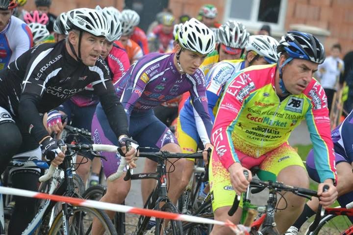 Résultats de la course Cyclo-cross de VIC SUR AISNE du 01/11/13