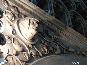 Détails sculptés de l'église St Jacques