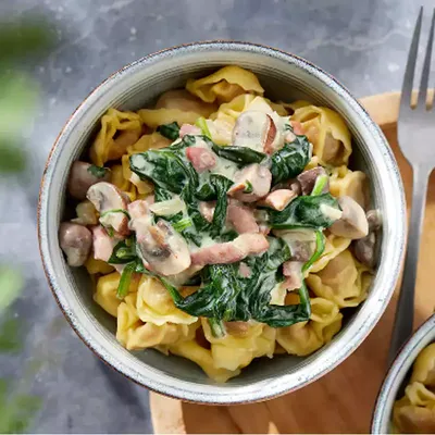 Cappelletti farcies au jambon cru sans gluten aux épinards et champignons (8 Points/portion)