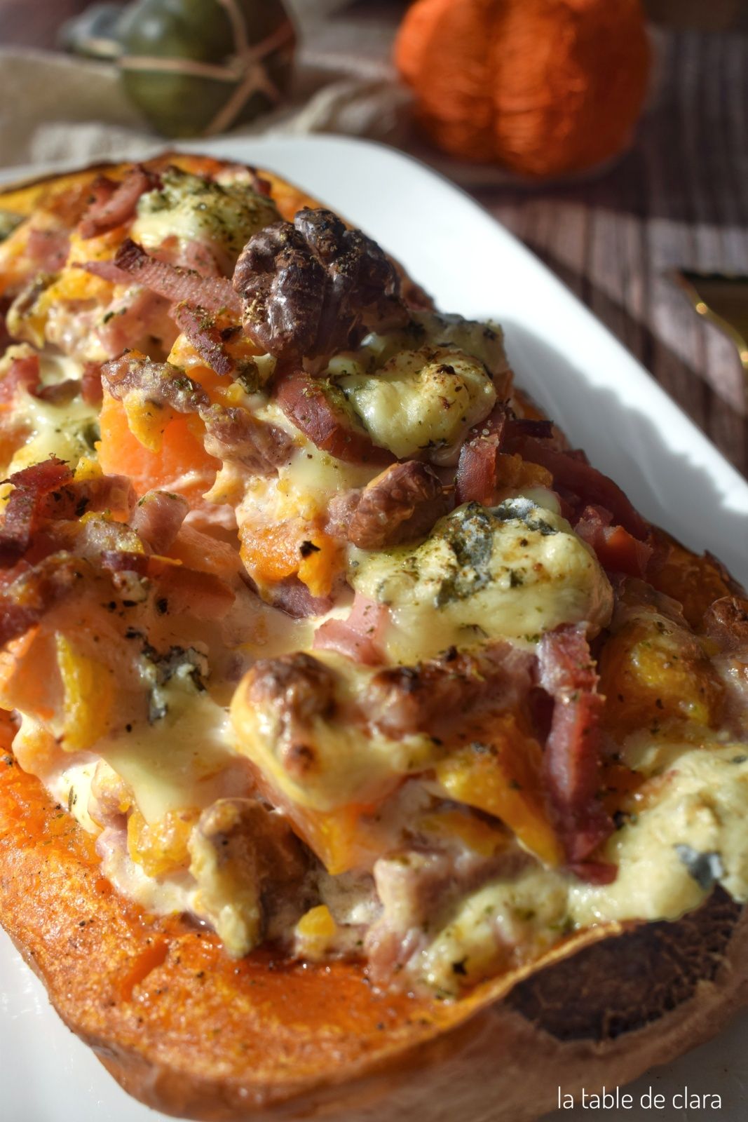 Butternut farcie fourme d'Ambert, lardons bacon noix