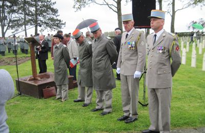 CEREMONIE NECROPOLE DE CHASTRES