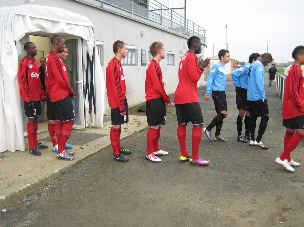 Match contre Tours au Centre de Ploufragan. 
Résultat 1-1.