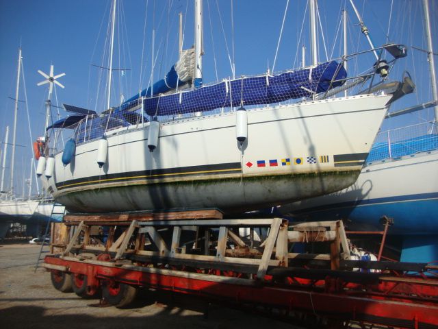 Moments seul à bord, du 25 juin au 12 juillet dans les îles ioniennes, et du 20 au 30 octobre remontée de Mykonos à Halkoutsi.