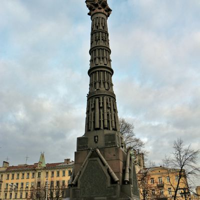 Colonne de la Gloire, Saint-Pétersbourg