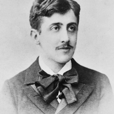 Un squelette en robe ouverte ( Marcel Proust )