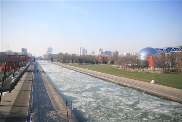 Pour vous donner l'envie de mieux connaitre Paris, voici quelques photos des endroits les plus connus au moins connus ....