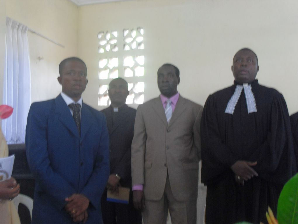 Photos prises dans le cadre des activités relatives au 10ème Anniversaire de l'eglise la Beatitude de Biyem-Assi