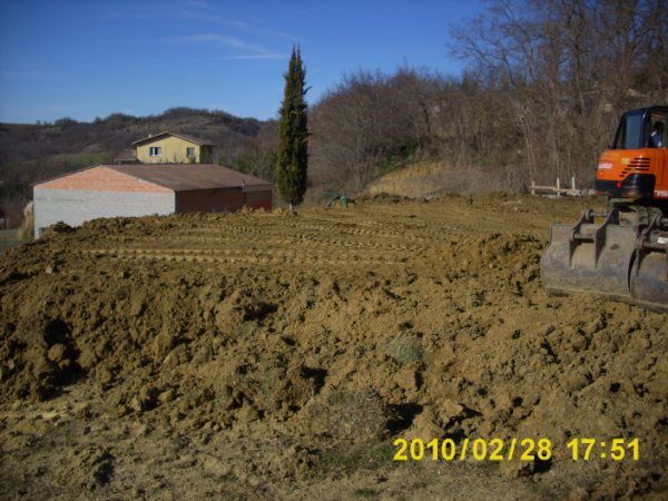 Travaux de préparation du terrain avant le démarage de la construction.