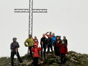 La terre tourne, les fondus restent ... le 01/05/21