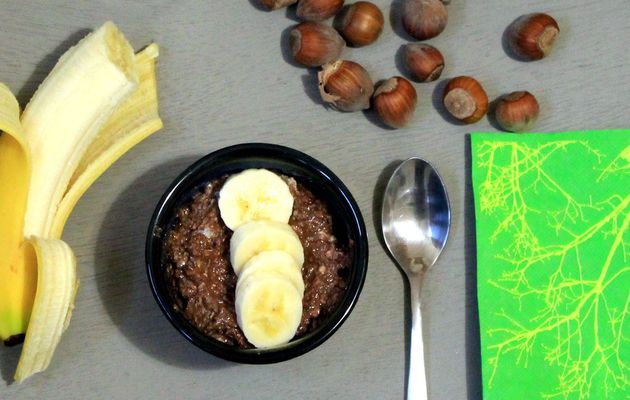 "Porridge" au yaourt, à l'avoine et au chocolat
