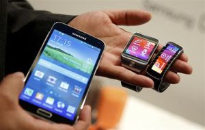 Samsung dévoile le Galaxy S5 et des objets connectés