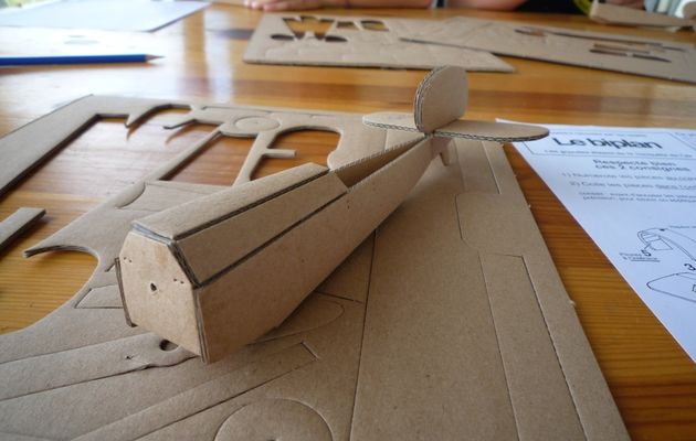        CM2-Les maquettes des avions (biplans)