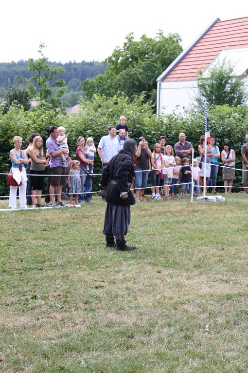 18.07.2010 Obergrombach
Burgfest mit mittelalterlichen Ritterspielen