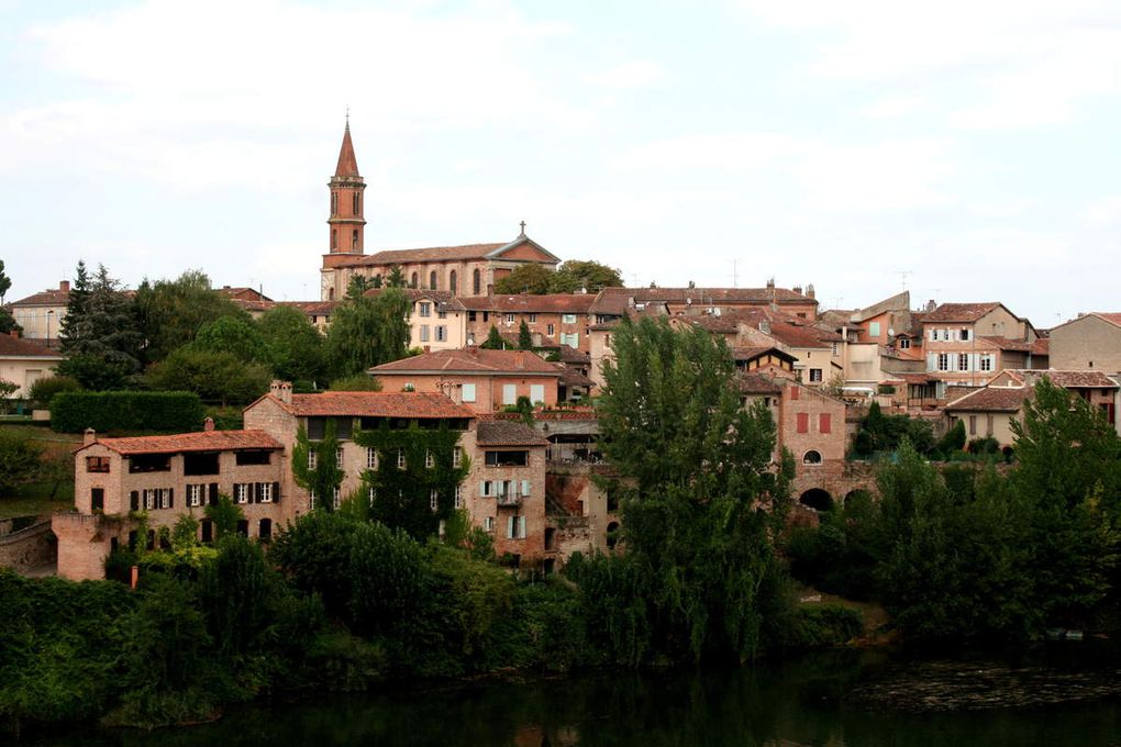 Une visite faite de Brique et de broc: Albi...