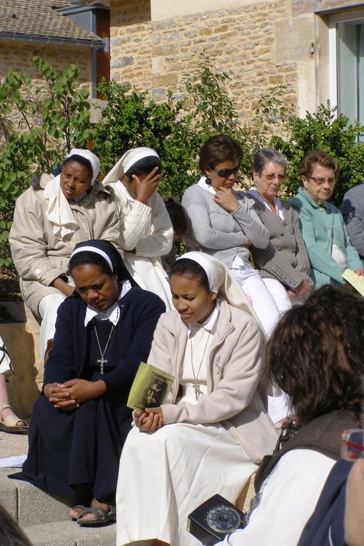 inauguration dde la maison diocésaine de St désert le 15 Mai 2011