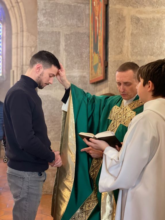 Sacrement des malades au cours de la messe de ce dimanche.