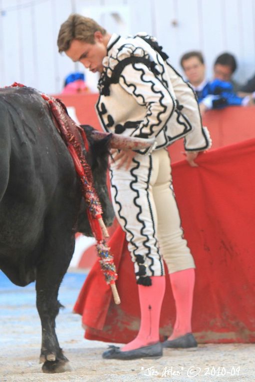 FERIA DU RIZ 2010 à ARLES - Corrida Goyesque du samedi 11 septembre à 17H30 avec 1 Toro de Bohorquez pour Manuel MANZANARES et 6 Toros de Daniel RUIZ pour EL JULI et JUAN BAUTISTA (Sobresaliente Charly EL LOBO)