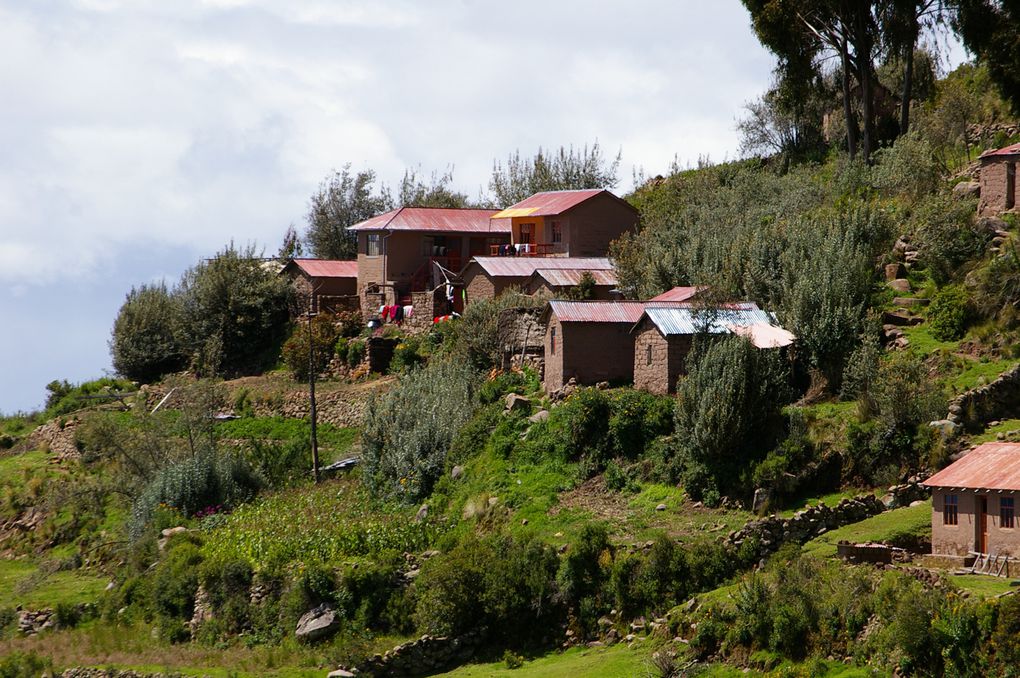 Deux jours pour découvrir les îles péruviennes du lac Titicaca