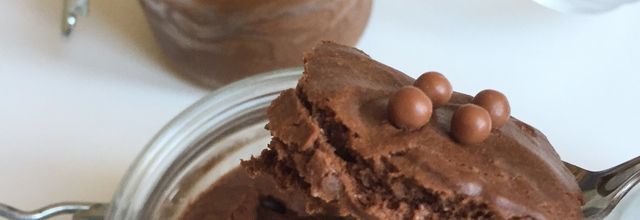 Mousse au chocolat classique de Julie Andrieu
