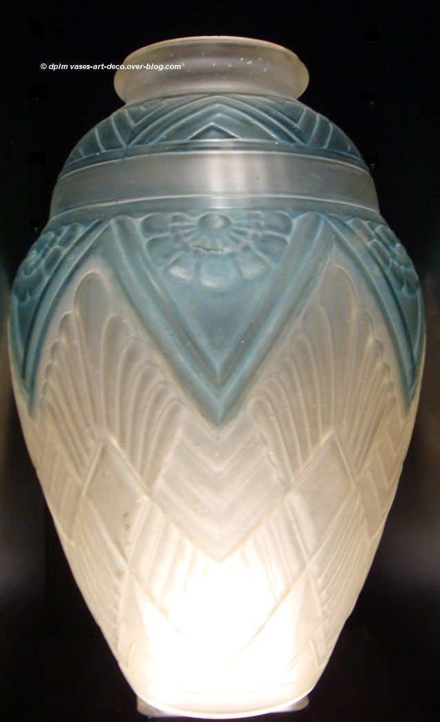 Vase "Chevron" patine bleue