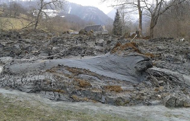 Glissement de terrain à Gazost: nouvelle route