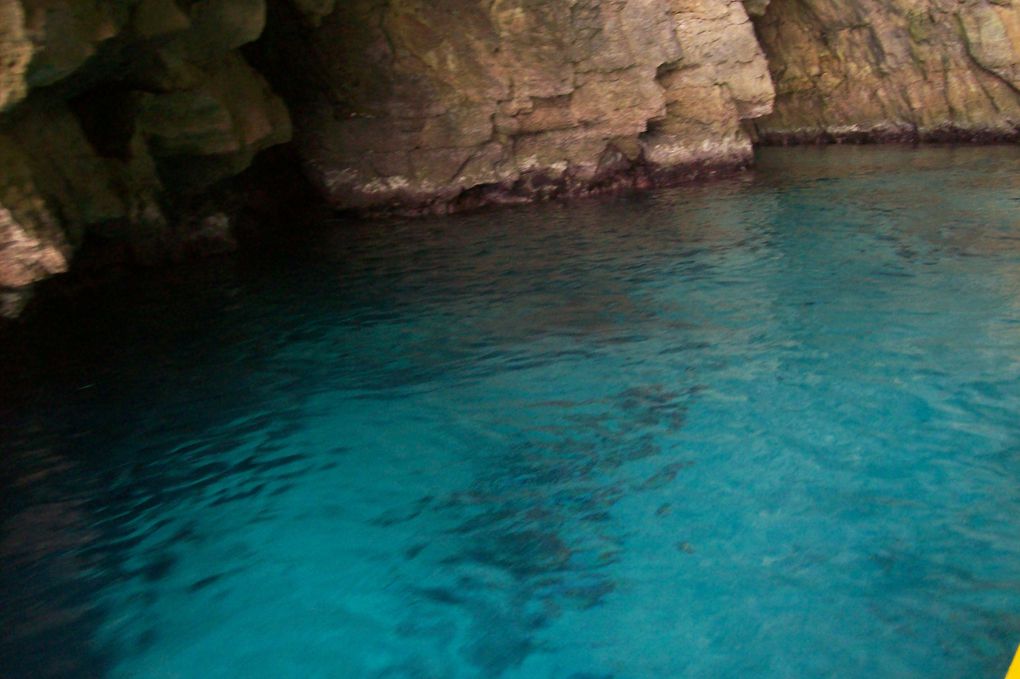 La côte sud, c’est la partie sauvage de Malte ! Ses grottes marines, 
ses temples néolithiques, ses ports aux barques de pêche colorées … 
possèdent un charme authentique.