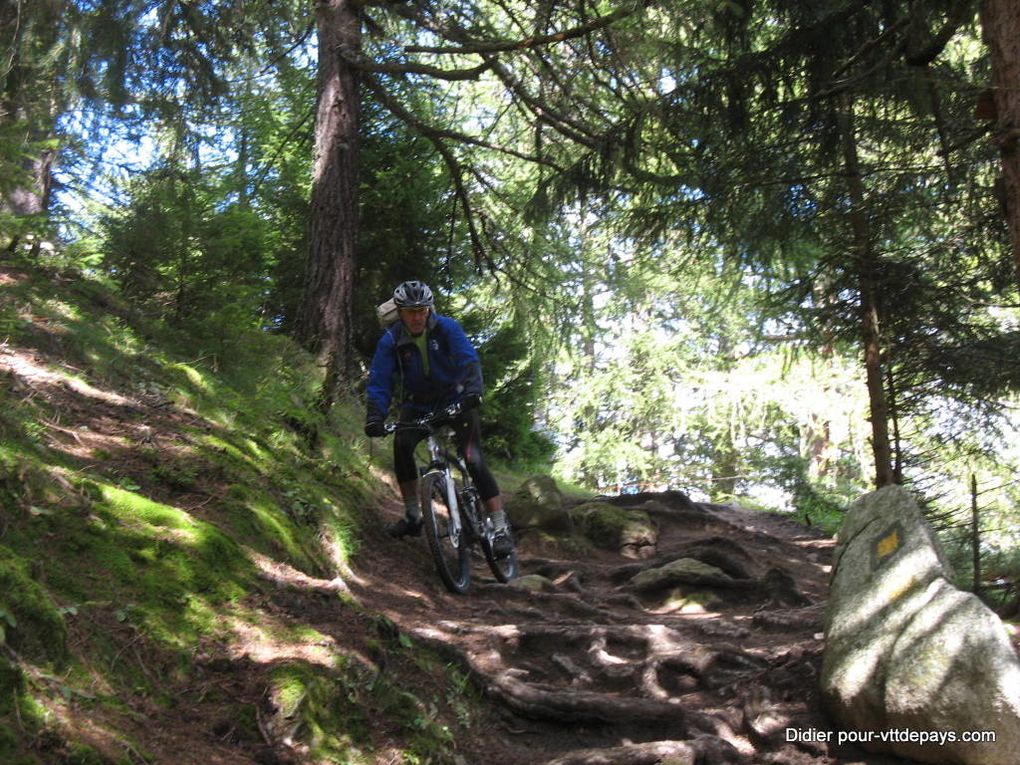 Album - Tour-du-Mont-Blanc--VTT--J-1et-2