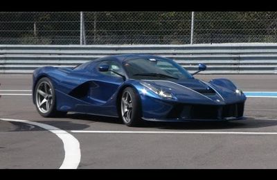 Laferrari bleu Tour de France spotted !