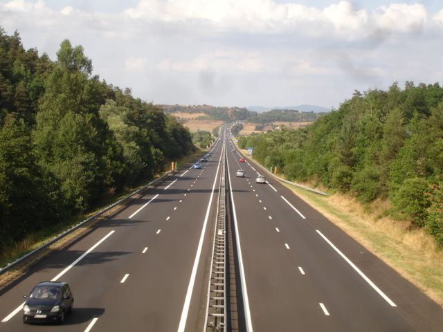 A 75 L AUTOROUTE TOURISTIQUE QUI MENE A LA MARGERIDE