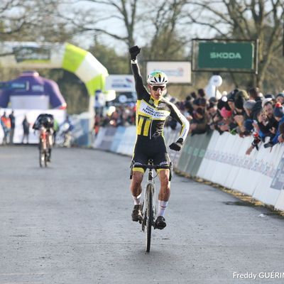 Quelques résultats des coureurs du 28 à l'extérieur