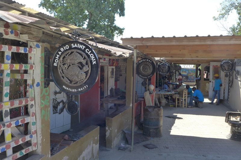 Le marché de Noailles (alimenté entre autre par de l’énergie solaire)