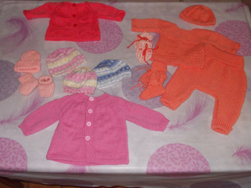 Comme promis : un peu de layette