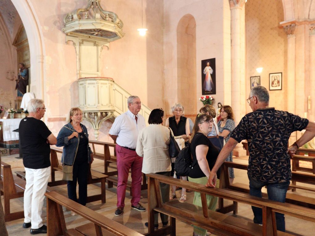 Présentation de l'intérieur de l'église par M. Bejoint, membre de l'Arespax.