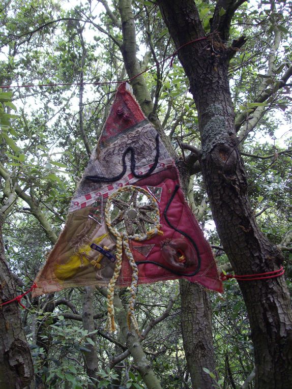 photographies des sculptures de Mayronne,mosaiques et fleurs 2011