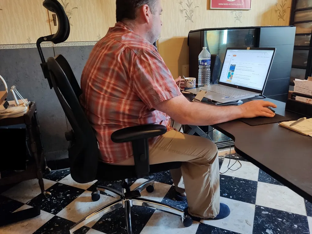 test du fauteuil de bureau SIHOO M18 @ Tests et Bons Plans