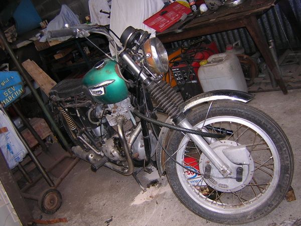 Journées du Patrimoine à Rambouillet (78) Samedi 16 SEPTEMBRE 2017 autos, motos, vélos anciens 