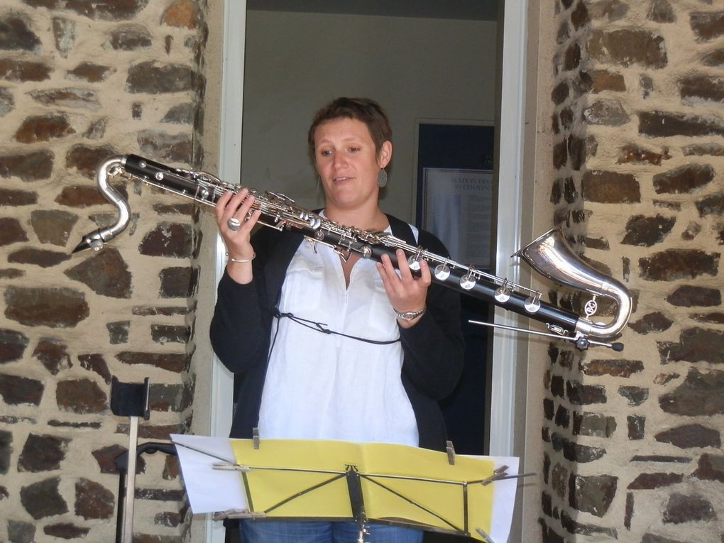 Les musiciens sont venus présenter leur instruments.