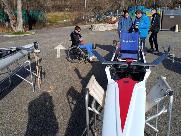 Stage de perfectionnement d'aviron au lac de Castillon : une collaboration fructueuse entre L'Avi Sourire, l'Aviron Club de Manosque et Cannes Mandelieu