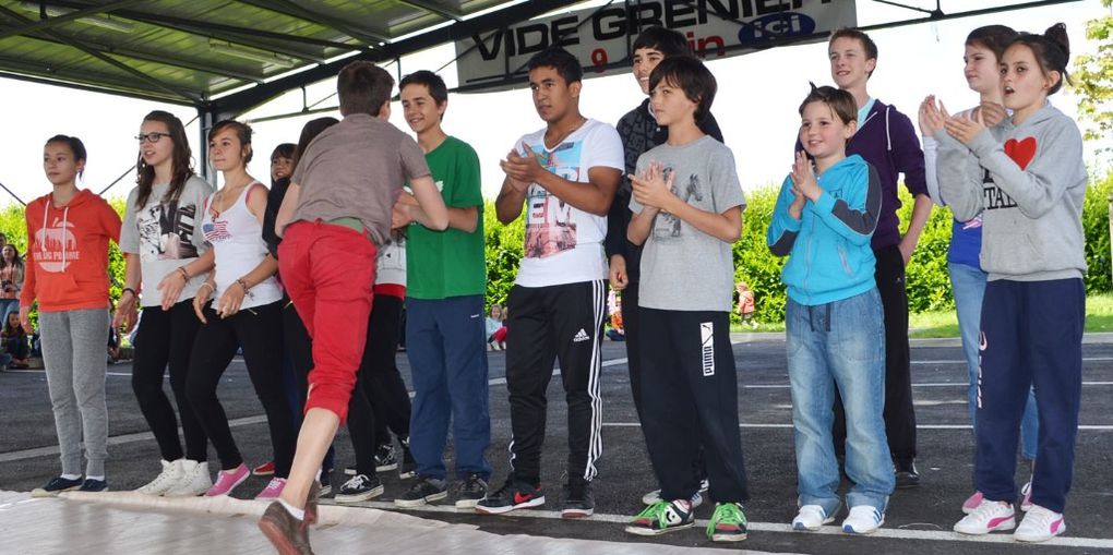 Break-dancers en herbe, et graph de Tome en live.