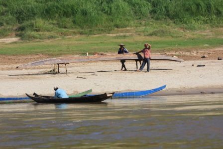 frontière thai et descente du mekong jusque luang prabang