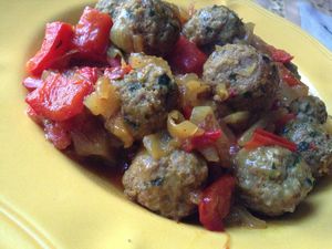 Boulettes de viande hachée en sauce sukiyaki