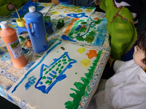 Ateliers avec des enfants de maternelle (2 classes de moyens/grands) sur le thème de la mer.