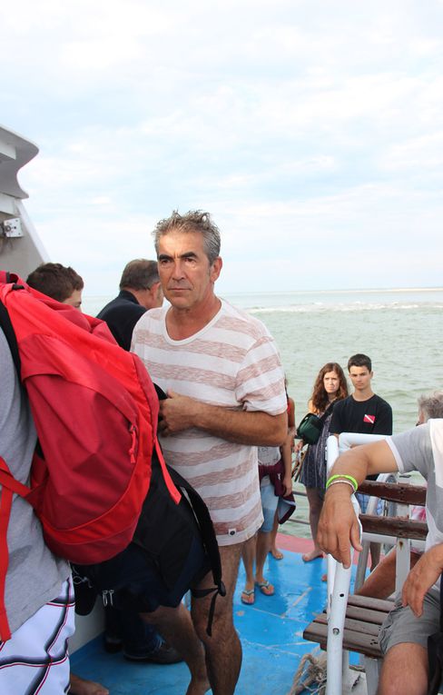 sortie d'une journée au phare de Cordouan, avec pique nique et promenade en bâteau et enfin visite du phare