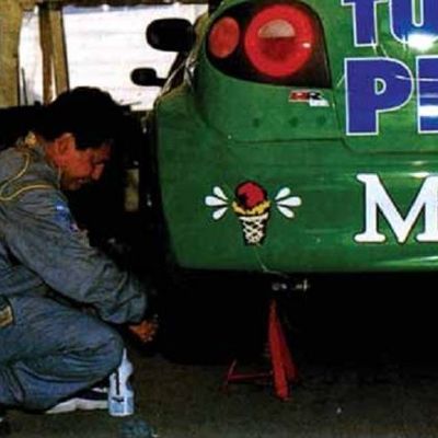 La máquina de Luis Pérez Companc en boxes